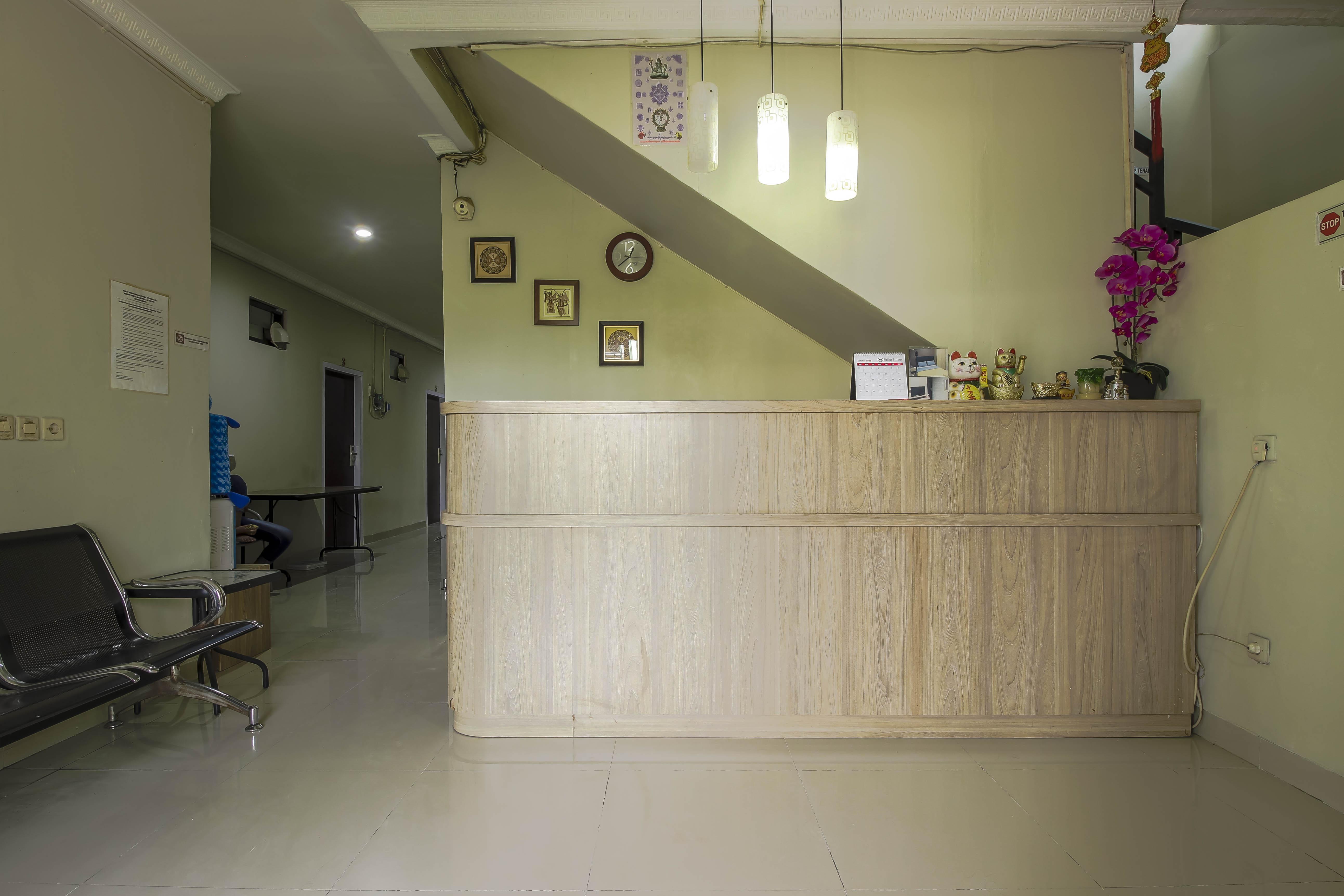 RedDoorz Plus near Lippo Cikarang Mall Bekasi Zewnętrze zdjęcie